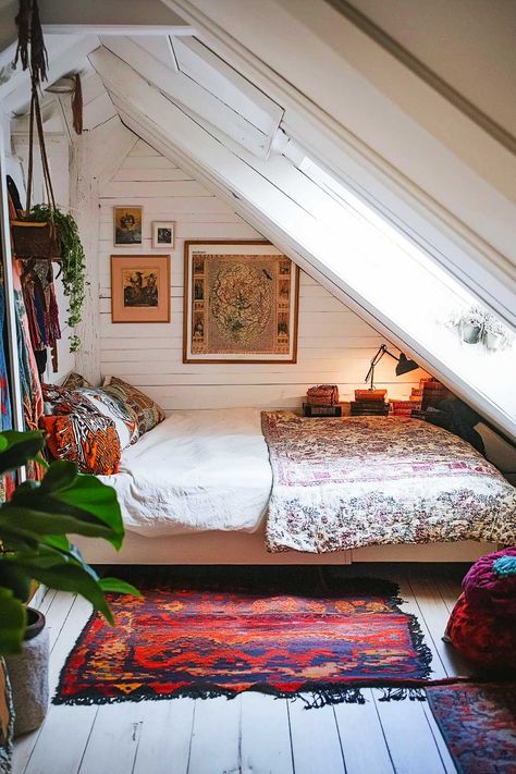 50+ Boho Attic Bedroom Ideas Overflowing with Style and Comfort Attic Room Storage, Boho Attic Bedroom, Low Attic Bedroom Ideas, Attic Room Ideas Cozy Spaces, Tiny Attic Bedroom, Cool Attic Rooms, Small Attic Bedroom Ideas, Attic Bedroom Ideas, Attic Room Ideas