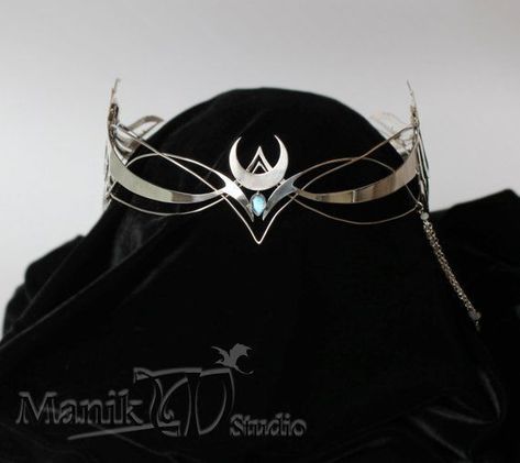 Elven Diadem, Elven Tiara, Wings Jewelry, Fantasy Crown, Lakaran Fesyen, Elves Fantasy, Metal Wings, Wing Jewelry, Chique Outfits