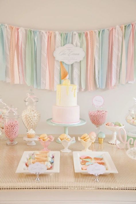 Summer Baby Shower Themes, Pastel Ice Cream, Baby Shower Party Themes, Sundae Bar, Pastel Birthday, Cakes And Desserts, Ice Cream Birthday Party, Ice Cream Theme, Pastel Party