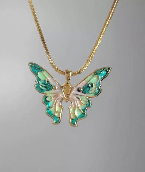 Fairytopia Elina, Y2k Jewelry, Butterfly Pendant Necklace, Green Butterfly, Gold Charm Necklace, Exclusive Jewelry, Fall Jewelry, Cute Necklace, Butterfly Charm