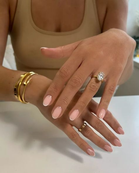 Vanilla French Manicure, Proposal Nails Ideas, French Nail Ideas, Classic Nail Designs, Classic Nail, Elegant Manicure, Edge Nails, Classic Nails, French Nail