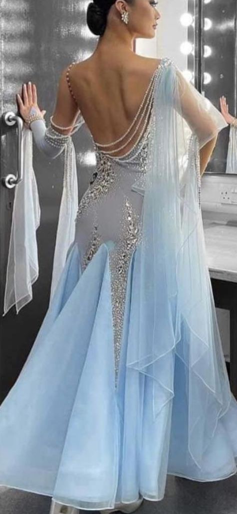 Ballroom Dresses Standard, Ballroom Dress Gowns, Kurti Design Latest, Ballroom Dance Dresses Standard, Strictly Ballroom, Ballroom Gowns Dance, Standard Dance Dress, Fashion Designer Aesthetics, Outfit Club