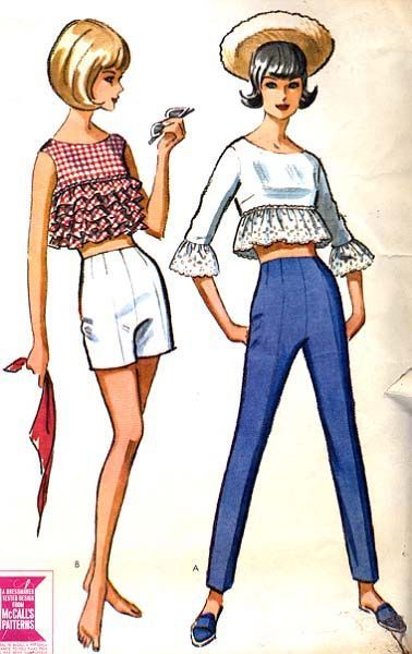 Construction (inspiration for some amazing print tops ) | Vintage patterns in 2019 | Pinterest https://www.pinterest.com/pin/766104586592023619/sent/?sfo=1&sender=766104724020777088&invite_code=5fbf9ef6fba943d79fc546d2f2bab3a8 Ruffled Crop Top, Midriff Top, Patron Vintage, 1960 Fashion, Fashion 1960s, Sixties Fashion, Vintage Dress Patterns, Retro Mode, Teenager Outfits