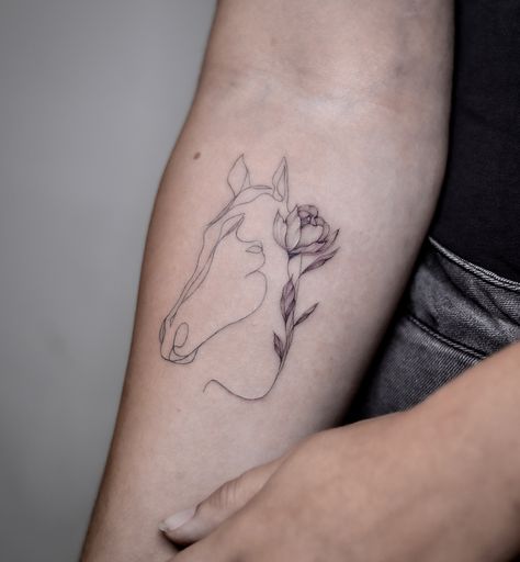 Dankjewel Emma!🌸 • • • • • • #tattoo #tattoos #tattooed #tattooart #tattooideas #tattooartist #fineline #finelinetattoo #floraltattoo #floral #floraldesign #horse #horsetattoo #female #femaletattooartist #fun #summer Fineline Horse Tattoo, Horse Memorial Tattoo, Equestrian Tattoo, Horse Head Tattoo, Equine Tattoo, Emma Tattoo, Ferdinand The Bulls, Horse Memorial, Bull Tattoos