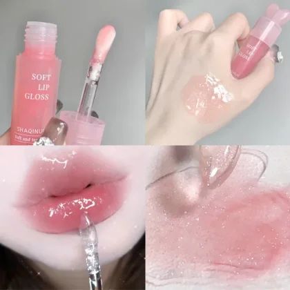 Makeups Beautiful Makeup Products, How To Make Lip Balm, Brightening Lips, Lipgloss Looks, Glittery Lip Gloss, Cute Makeup Products, Cheap Lipgloss, Cute Lipgloss, Glass Lipstick