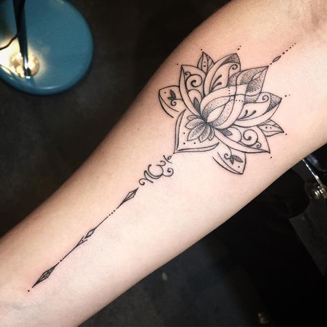 A delicate custom fineline lotus, ohm & arrow on the forearm for Izabela, thankyou so much 🙏🏻😊 #ohmtattoo #lotustattoo #dotworktattoo… Tattoo Buddhist, Ohm Tattoo, Paw Tattoos, Lotusblume Tattoo, Lotus Mandala Tattoo, Tattoo Lotus, Lotus Flower Tattoo Design, Forearm Flower Tattoo, Lotus Tattoo Design