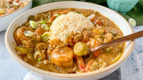 Gumbo Recipe Okra, Shrimp Gumbo Recipe, Crawfish Étouffée, Nola Food, Okra Gumbo, Crawfish Recipes, Cajun Crawfish, Crawfish Etouffee, Sausage Gumbo