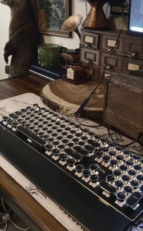 Gamer Desk Aesthetic, Dex Dizznee, Typewriter Keyboard, Steampunk Desk, Gamer Desk, Desk Aesthetic, Retro Typewriter, Cozy Office, Dream Office