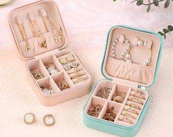 Portable Jewelry Organizer, Travel Jewelry Organizer, Jewelry Organizer Storage, Personalized Jewelry Box, Leather Jewelry Box, Wholesale Accessories, Travel Jewelry Box, Jewelry Organizer Box, Small Jewelry Box