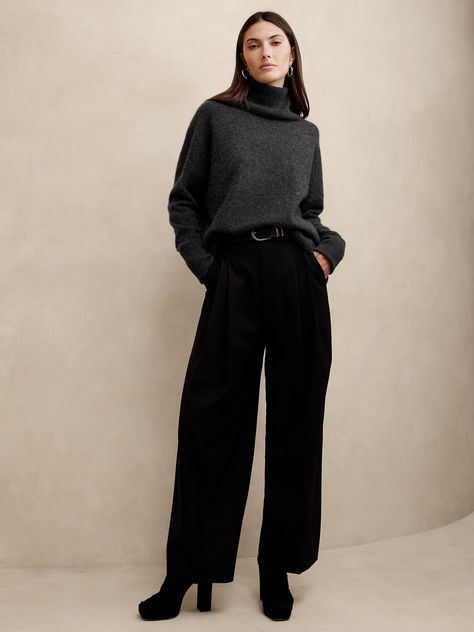 Banana Republic Outfits, Turtleneck Sweater Outfit, Support Local Farmers, Turtleneck Outfit, Silk Dresses, Sweater Fits, Wool Clothing, Cashmere Turtleneck, Silk Wool