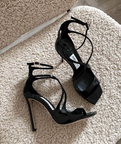 Jimmy Choo Shoes Heels, Shoes Heels Classy, Fashion Shoes Heels, Jimmy Choo Heels, Fancy Shoes, January 10, Aesthetic Shoes, Swag Shoes, Gorgeous Shoes