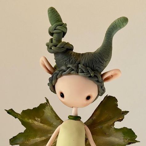 D A N I E L A   G Z Z on Instagram: "Green Fairy 🧚‍♂️   #woods #fairy #polymerclay #clay #sculpture #sculpt #art" Air Dry Clay Fairy, Fairy Woods, Fairy Sculpture, Clay Fairy, Polymer Clay Fairy, Green Fairy, Clay Fairies, Ceramics Ideas, Clay Figurine