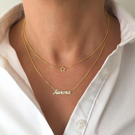 #jewelry #accessories #womenfashion #womenclothing #gold #style #fashionjewelry #simple #simplejewelry #minimalist #chain #choker #giftforher Necklace Name Design, Pear Shaped Diamond Necklace, Dainty Jewelry Necklace, Gold Leaf Necklace, Diamond Choker Necklace, Necklace Layered, Sparkle Necklace, Gold Name Necklace, Necklace Layering