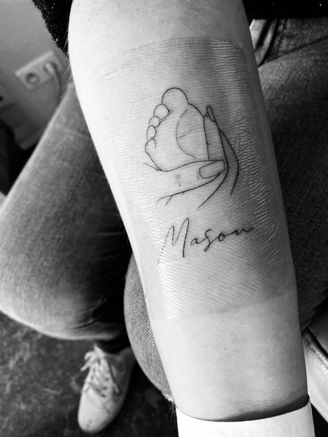 Godmom Tattoo Ideas, Tattoo Ideas For Son Baby Boys, Tattoo Ideas For Baby Boy, Boy Mom Tattoo Ideas, Baby Boy Tattoos For Mom, Tattoo For Sons Boys Mom, Boy Mom Tattoo, Newborn Tattoo, Tattoos For Baby Boy