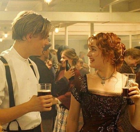 Leonardo Dicaprio And Kate Winslet, Titanic Quotes, Jack And Rose, Titanic Photos, Leo And Kate, Leonardo Dicaprio 90s, Jack Dawson, Young Leonardo Dicaprio, Ship Design