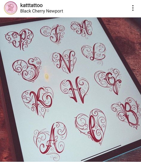 Letter A Calligraphy Design, Love Letters Old School, M In A Heart, Old School Letters Love, N Heart Tattoo, Chicano Love Letter Drawings, Red Lettering Tattoo, Love Letter Drawings, Old School Love Letters Drawings