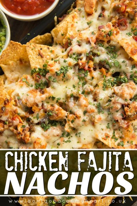 Chicken Fajitas Tacos Recipe, Chicken Fajitas Nachos With Queso, Fajita Nachos Recipe Chicken, Nacho Recipes Chicken, Homemade Nachos Chicken, Chicken Fajita Leftover Ideas, Rotisserie Chicken Nachos Recipe, Chicken Fajitas Nachos, Chicken Fajita Nachos With Queso