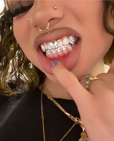 Pretty Teeth, Dental Jewelry, Black And White Snake, Grillz Teeth, Snake Tattoos, Diamond Teeth, Tooth Gems, Cute Tooth, Grills Teeth