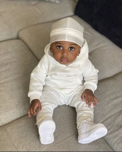 Healthy Baby Boy, Baby Boy Nike, Mommy And Baby Pictures, Baby Boy Outfits Swag, Black Baby Boys, Baby Boy Swag, Baby Boy Pictures, Cute Black Babies