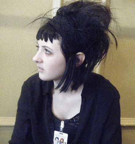 Simple Gothic Hairstyles, Lydia Deetz Bangs, Alternative Hair Long, 2000s Black Hairstyles, Lydia Deetz Hair, Bats Nest Hair, Goth Updo, Look Of Disgust, Teased Updo