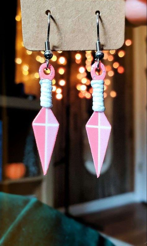 Anime Clay Earrings, Pride Crafts, Odd Jewelry, Kunai Knife, Knife Earrings, Sakura Anime, Anime Earrings, Anime Jewelry, Funky Earrings