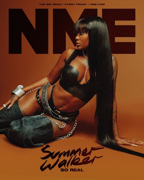 Rap Alert on Twitter: "Summer Walker covers NME Magazine 📸 by: Ro.lexx… " Music Photoshoot Ideas, Curly Photoshoot, Nme Magazine, Rap Album Covers, Summer Walker, 21st Birthday Photoshoot, Beautiful Photoshoot Ideas, Creative Photoshoot Ideas, Black Photography