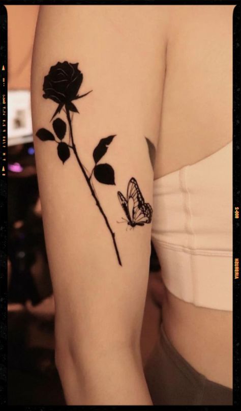 Rose Silhouette Tattoo, Tatoo Rose, Rose Silhouette, Silhouette Tattoo, Side Neck Tattoo, App Filter, Black Rose Tattoos, Silhouette Tattoos, Airbrush App