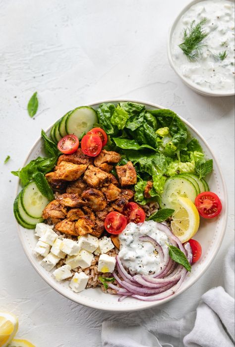 Quick Tzatziki Sauce, Shawarma Bowl, Labneh Recipe, Chicken Shredded, Lamb Meatballs, Green Bean Salads, Chicken Meal Prep, Chicken Shawarma, Tzatziki Sauce