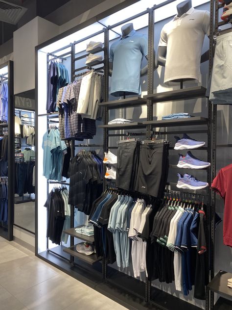 Clothing Store Interior, Gym Design, Store Interior, Shop Display, Pop Up Store, Retail Display, Luxury Store, Retail Store, Sport Wear