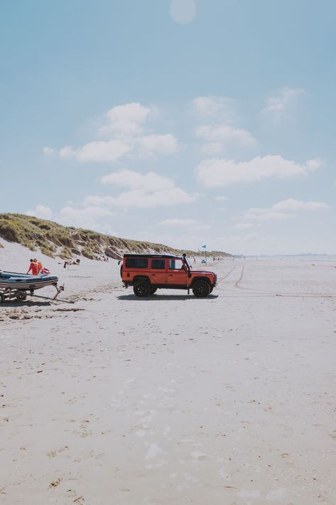 Land Rover Old Truck on the beach. Red lifted land Rover Old truck on the beach in Australia. Inspiration ideas on lifted trucks and SUV with off-road wheels and  overland mods. DIY and easy to install exterior and interior upgrades.  #oldtruck #landrover #defender #offroad Vintage Landrover, Vintage Defender Land Rovers, Vintage Land Rover, Toyota Tacoma Prerunner, Vintage Land Rover Ads, New Toyota Land Cruiser, Land Cruiser 70 Series, Old Land Rover Vintage, Suv For Sale