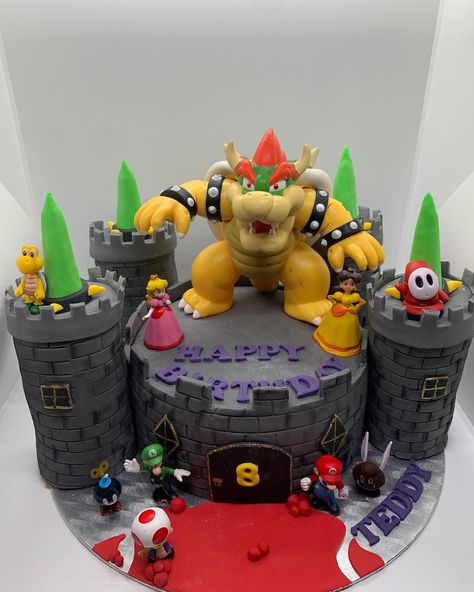 Sare Bear Bakes on Instagram: “Closing out 2020 (and what a year!) with one of the most special cakes of the year! My eldest son’s Bowser’s Castle cake! Love you so much…” Bowsers Castle Birthday Cake, Super Mario And Bowser Cake, Super Mario Castle Cake, Bowser Fury Cake, Bowser Cake Pops, Mario And Bowser Cake, Bowser Cake Ideas, Birthday Cakes For 6 Year Boy, Mario Castle Cake