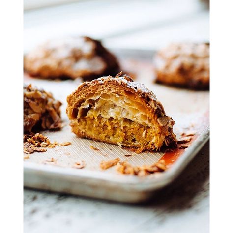 Twice Baked Pumpkin Pie & Almond Croissants via @feedfeed on https://thefeedfeed.com/meganleevoigt/twice-baked-pumpkin-pie-almond-croissants Pumpkin Pie Croissants, Homemade Croissants, Almond Croissant, Croissant Recipe, Cooking Bread, Dessert Photography, Sweet Pastries, Bread And Pastries, Baked Pumpkin