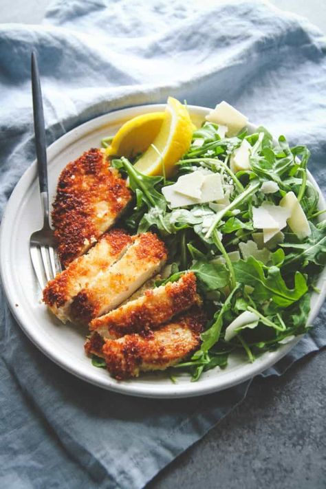 Chicken And Arugula Salad, Chicken And Arugula, Chicken With Arugula, Salad Topping, Arugula Salad Recipes, Lemon Salad, Parmesan Chicken, Yummy Salad Recipes, Arugula Salad