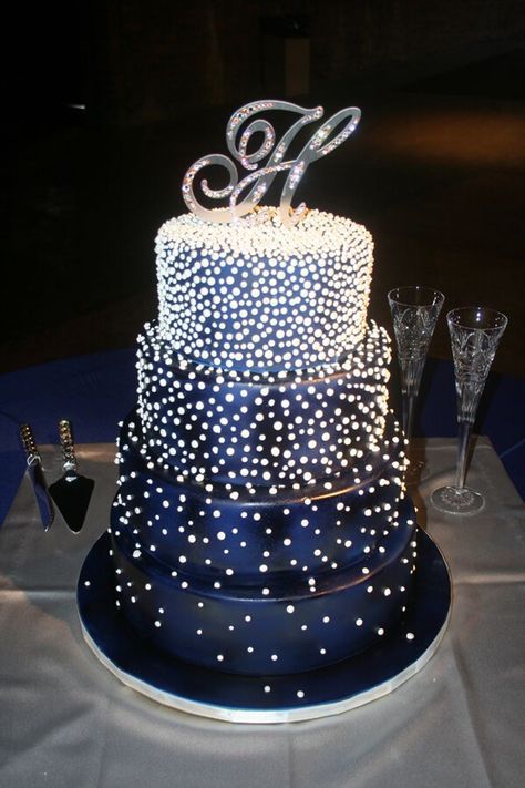 Gökkuşaği Pasta, Midnight Blue Wedding, Starry Wedding, Cakes Pink, Wedding Cake Navy, Diamond Party, Torte Cupcake, Denim And Diamonds, Wedding Cakes Blue