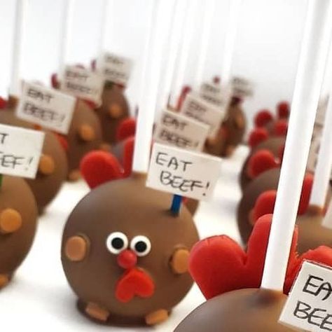 Turkey Cake Pops, Thanksgiving Chocolate Desserts, Thanksgiving Cake Pops, Fall Cake Pops, Coco Bar, Turkey Cupcakes, Turkey Cake, Cake Pop Designs, Pops Cake