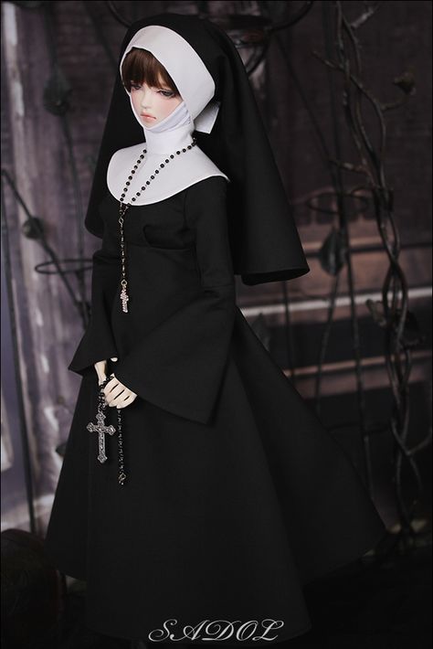 [​IMG] Nun Habit, Doll Face Makeup, Priest Outfit, Enchanted Doll, Oh My Goddess, Halloween Is Coming, Brush Your Teeth, Unique Costumes, Kawaii Doll