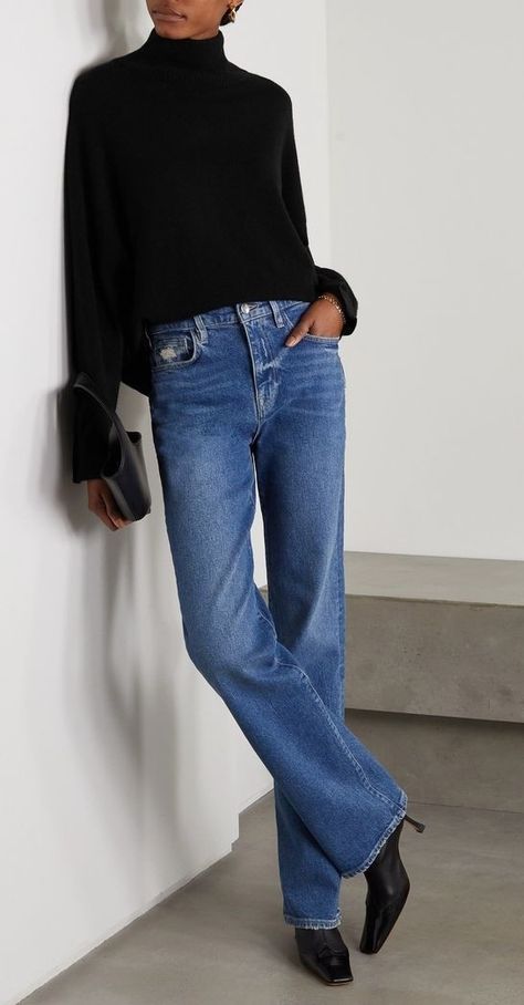 Flared Jeans Outfit, Flair Jeans Outfit, Flare Jean Outfit, Jean Levis, Flair Jeans, Winter Fits, Jeans Outfit, Flared Jeans, Beck