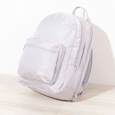 Glenroe Backpack - Lavender – CALPAK #Backpacks Travel Backpack Essentials, College Textbooks, Best Travel Backpack, Mens Backpack Travel, Backpack For Teens, Suitcase Packing, College Backpack, Camping Backpack, Canvas Backpack