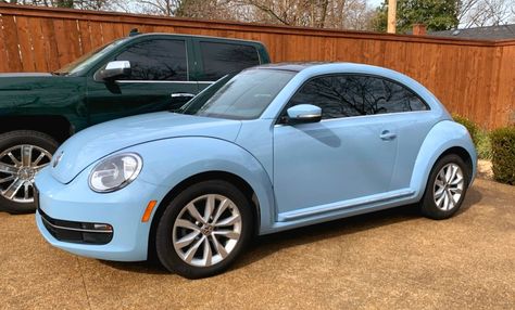 Blue Volkswagen Beetle, 2013 Volkswagen Beetle, Beetle Girl, Beetle 2012, Beetle Car, Hippie Van, Getaway Car, Blue Beetle, Cute Car Accessories