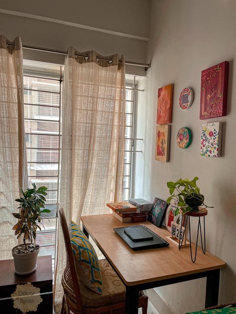 Study Desk Indian, Boho Study Table, Bed Setup Ideas, Hostel Decor, Bed Setup, Colorful Room, Indian Room, Record Room, Colorful Room Decor