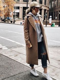 Bekväma Outfits, Fall Fashion Coats, Camel Coat Street Style, Populaire Outfits, Cooler Look, Looks Street Style, Meryl Streep, Ținută Casual, Modieuze Outfits