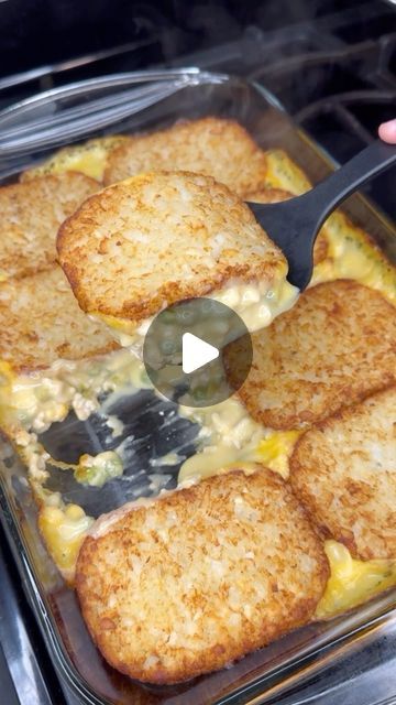 Amy Doe 👩🏼‍🍳 on Instagram: "Do you call this a casserole or a hot dish?!? RECIPE ⬇️  Ingredients:  1lb ground turkey or ground beef 2 cans cream of chicken soup 1/2 cup to 1 cup peas (optional) 4 oz velveeta 8 hashbrown patties  Directions:  Preheat oven to 375F  To a pan brown meat and drain any grease. Stir in soup, velveeta, and peas if using until cheese is melted.  To a 9X13 baking dish add the meat mixture and smooth out the top. Top with hashbrown patties.  Bake for 45 minutes uncovered.  Serve and enjoy!   #easymeals #easydinner #easyrecipeideas #dinner #dinnerideas #dinnertime #simplemeals #quickandeasymeals #simplecooking #cookingathome #comfortfood #homecooking #familydinner" Recipes With Frozen Hashbrowns Dinners, Recipes Using Frozen Hashbrown Patties, Loaded Hashbrown Patties, Hashbrown Patties Recipes, Hashbrown Patty Casserole, Hashbrown Casserole With Ground Beef, 1 Lb Ground Beef Recipes For Dinner, Easy Recipe Using Ground Beef, Hashbrown Patties