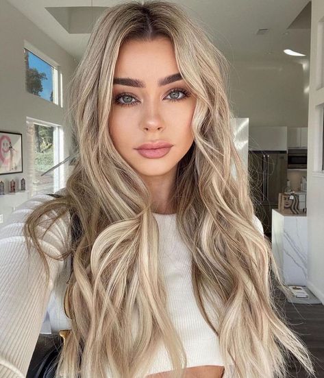 Balayage Obsessed on Instagram: “Coconut 🌴 Cream 🥥 & Vanilla Custard 🍦 @hairby_chrissy @sierrafurtado // 2 rows of @habitextensionmethod by @hairby_chrissy @hairbyallih…” Hairby Chrissy, Long Hair Perm, White Hair Color, Dirty Blonde Hair, Vanilla Custard, Blonde Hair Looks, Hair Color Highlights, Hair Colours, Long Blonde