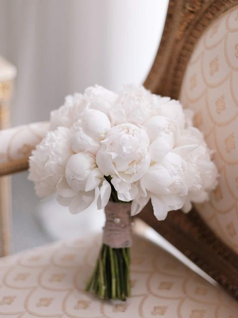 All White Peony Bouquet, White Wedding Peonies, Wedding Flowers White Peonies, Bridal Flowers Peonies, Wedding White Flowers Bouquet, Wedding Flowers Bouquet White, White Peony Bridesmaid Bouquet, Peonies White Bouquet, Bride Flower Bouquet Peonies