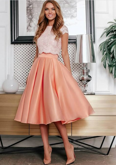 Short Teen Dresses, Unique Skirts Design, Lace Prom Gown, Peach Skirt, Unique Skirts, Queen Dress, Fashionista Clothes, Stylish Work Outfits, Designs For Dresses