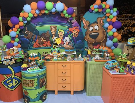 Scooby Doo Gender Reveal, Scooby Doo Decorations Diy, Scooby Doo Party Decorations, Scooby Doo Decorations, Scooby Doo Birthday Party Ideas, Scooby Doo Party, Scooby Doo Birthday, Scooby Doo Birthday Party, Birthday Party Idea