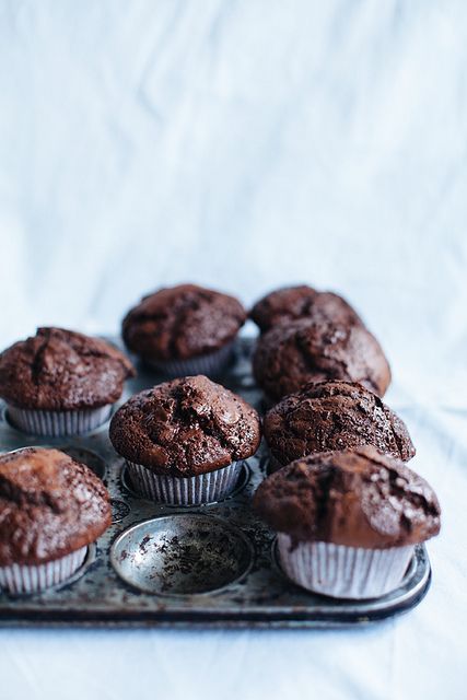 Double chocolate muffins Triple Chocolate Muffins, Call Me Cupcake, Double Chocolate Muffins, Chocolate Banana Muffins, Chocolate Muffins, Banana Muffins, Double Chocolate, Chocolate Banana, Sweets Treats