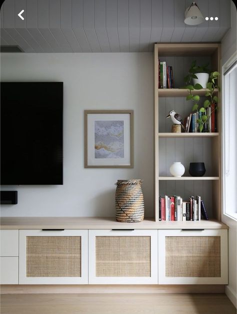 Built In Shelves Living Room, Living Room Wall Units, Living Room Built Ins, Living Room Tv Wall, Living Room Storage, Decor Home Living Room, Living Room Inspo, New Living Room, A Living Room