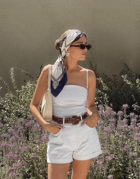 Summer days! - Bianca’s Lifestyle Old Money Aesthetic Girls Summer, Italian Girl Summer Outfits, Rich Girl Summer Aesthetic, Rich Girl Outfits Summer, Classy Summer Outfits Aesthetic, Italian Girl Outfit, Old Money Aesthetic Summer, British Preppy, Coastal Cocktail