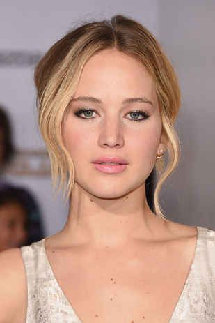 31 Reasons Jennifer Lawrence Reigned Supreme Once Again In 2014 Jennifer Lawrence Blonde, Jennifer Lawrence Makeup, Superkurzer Pixie, Jennifer Laurence, Jennifer Lawrence Hair, Pageant Makeup, Jennifer Lawrence Photos, Jennifer Lawrence Pics, Katniss Everdeen